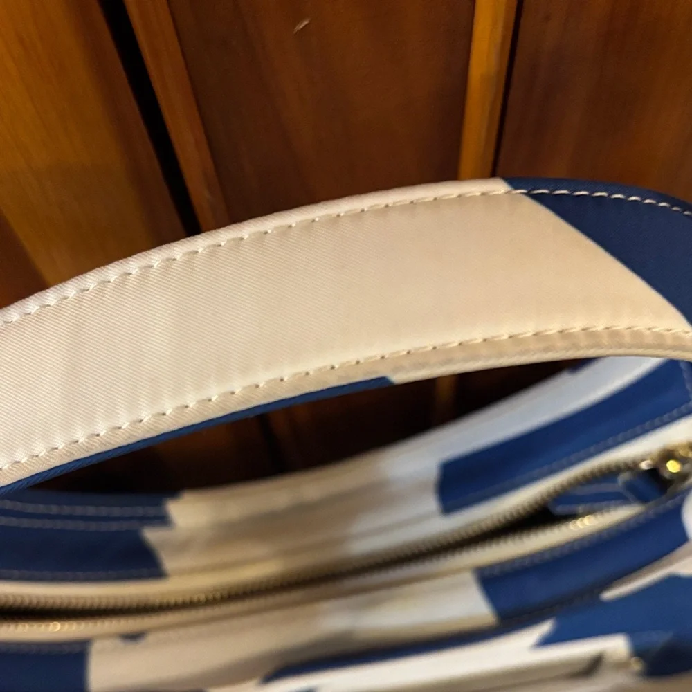 House of Sunny Navy and Cream Shoulder Bag - Picture 4 of 6